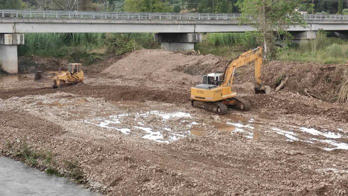 Σε εξέλιξη αντιπλημμυρικά έργα και καθαρισμοί των ποταμών Λάδωνα και Ερυμάνθου