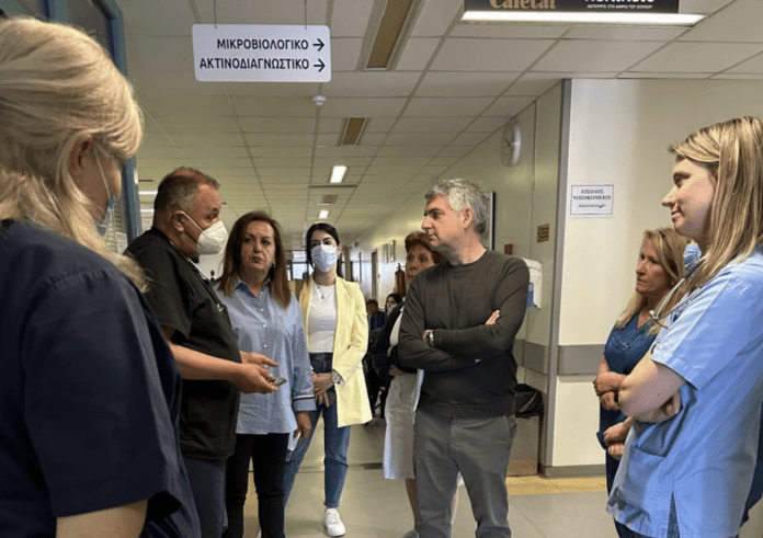 Επίσκεψη Οδ. Κωνσταντινόπουλου στο Παναρκαδικό Νοσοκομείο – Σοβαρές ελλείψεις σε προσωπικό