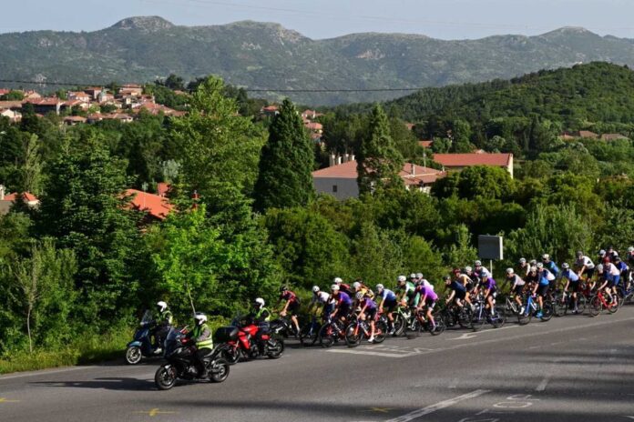 Με περισσότερους από 170 αθλητές η εκκίνηση του Διεθνούς Φιλανθρωπικού Ποδηλατικού Αγώνα Βυτίνα- Λιμποβίσι (ph)