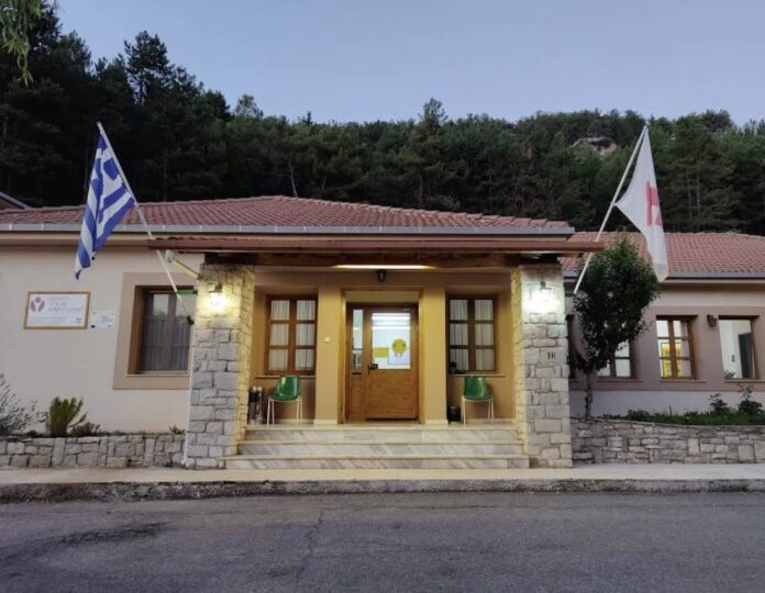 Δωρεά Παγγορτυνιακής στο Κέντρο Υγείας Δημητσάνας