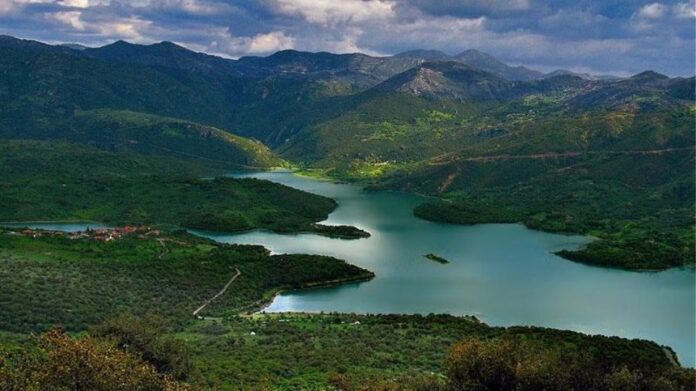 Τεράστια νίκη για το Μαίναλο: Απορρίφθηκαν οι 2 αντλησιοταμιεύσεις στη λίμνη Λάδωνα