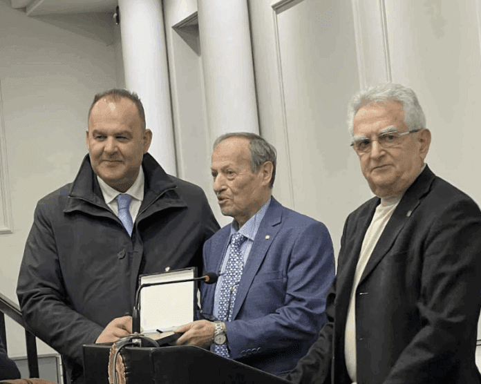 Με λαμπρότητα και τιμές η Πίτα των Βυζικιωτών – Βραβείο στον Κων. Καλύβα