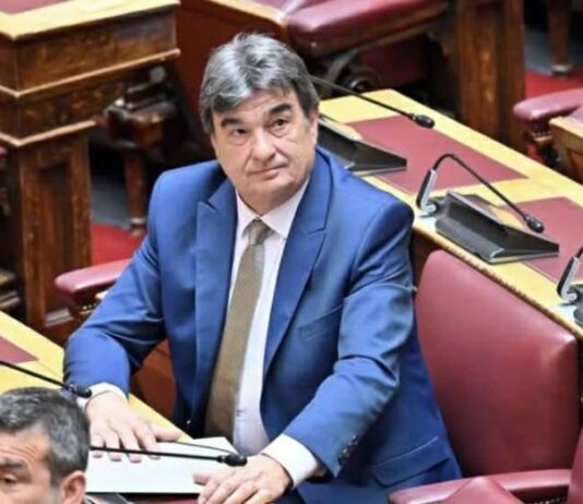 Βαγγέλης Γιαννακούρας: Προειδοποίηση για ψεύτικο προφίλ στο Facebook