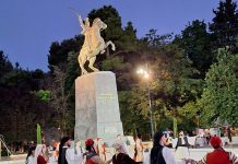 Επέστρεψε στην Πλατεία Άρεως Τρίπολης ο ανδριάντας του Θεόδωρου Κολοκοτρώνη