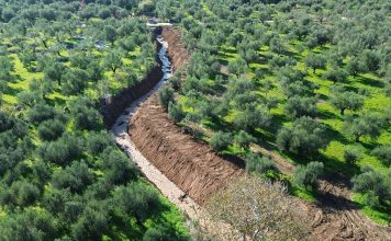 Νέα έργα για ασφαλείς μετακινήσεις, αντιπλημμυρική προστασία και αναβάθμιση υποδομών από την Περιφέρεια Πελοποννήσου